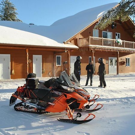 Motel Ours Bleu Lac-Saguay Exteriér fotografie