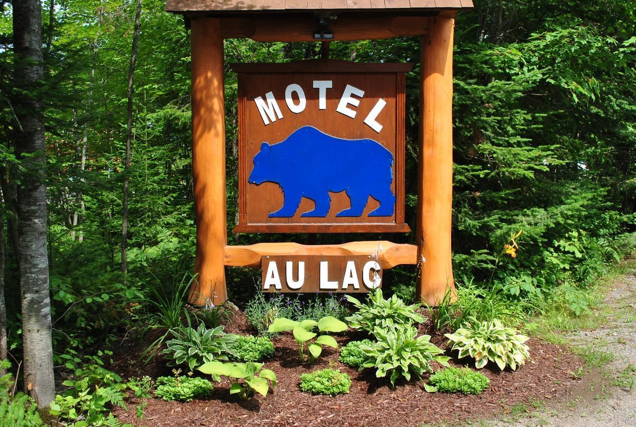 Motel Ours Bleu Lac-Saguay Exteriér fotografie